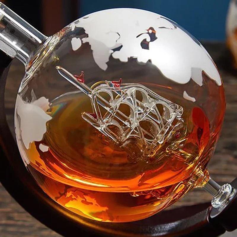 Decantador Globo de Whisky com Suporte de Madeira